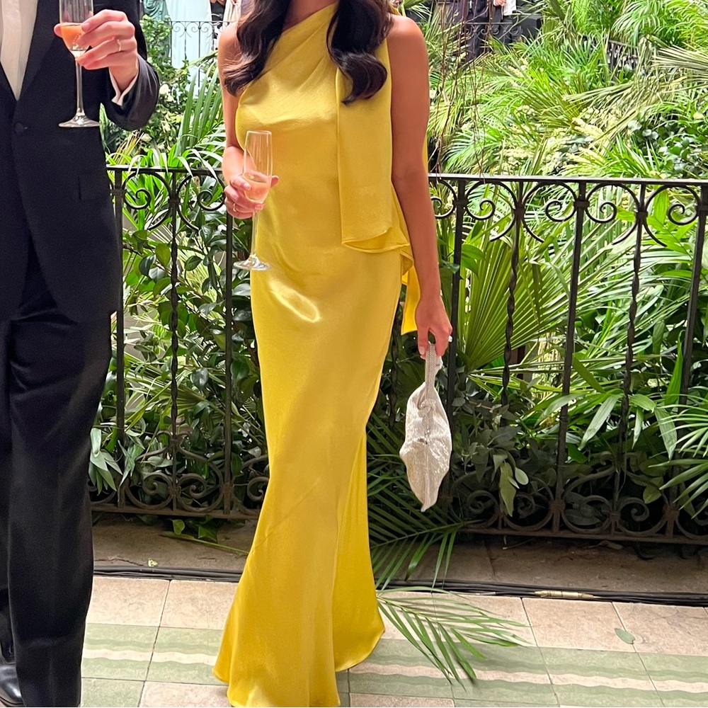 Zara | Limited Edition Yellow Single Shoulder Dress | Size: XS
